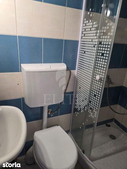 Apartament o camera in zona MAGAZINUL CENTRAL - 3