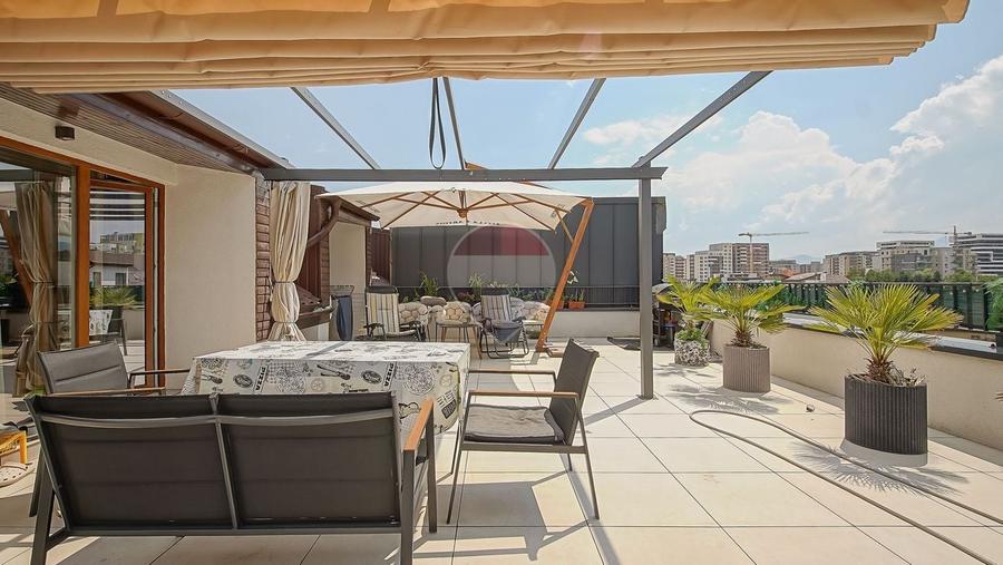 Apartament cu 3 camere decomandat, mobilat în Tractorul