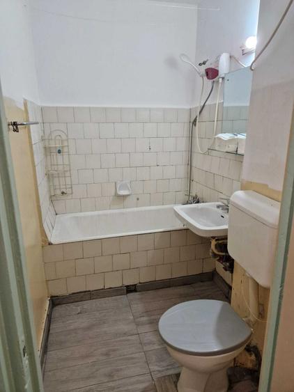 Garsonieră semidecomandată în Titan