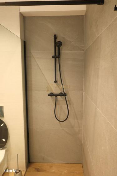 Apartament cu 3 camere decomandat în 1 Mai