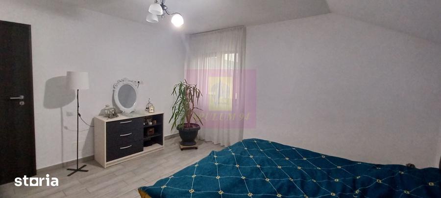 Casă cu 4 camere cu Teren 450 Mp în Săbăreni