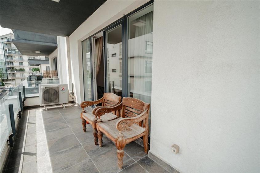 Apartament cu 4 camere decomandat, mobilat în Floreasca