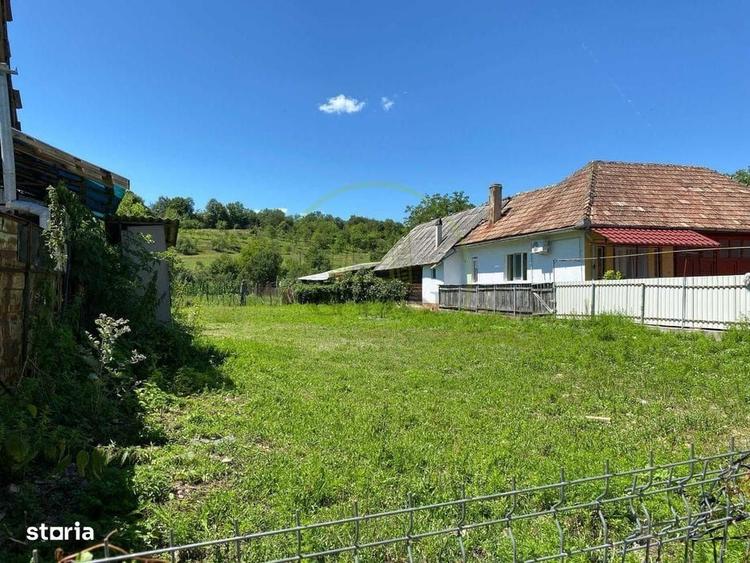 Casă cu 4 camere cu Teren 1400 Mp în Letca