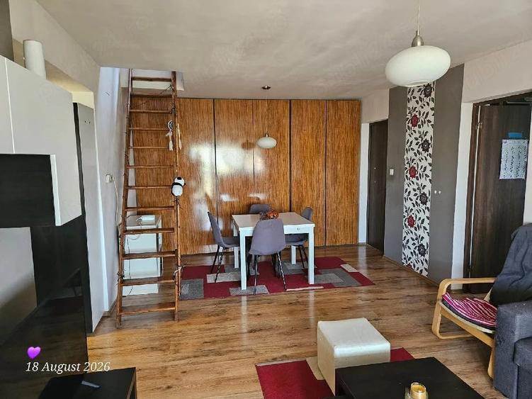 Apartament cu 3 camere decomandat în Giroc