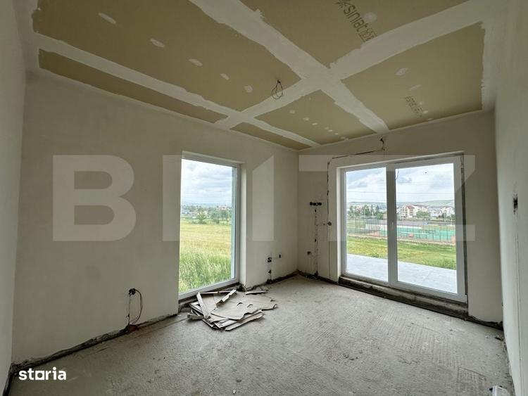 Casă cu 4 camere în Dezmir