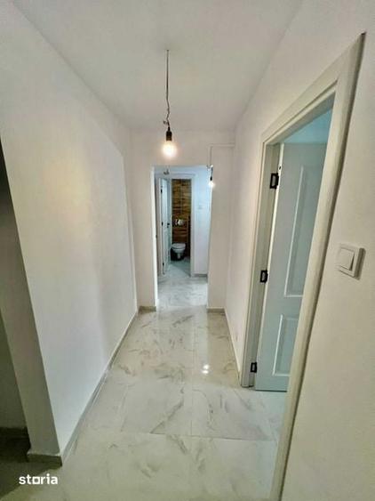 Apartament cu 4 camere decomandat în Dacia