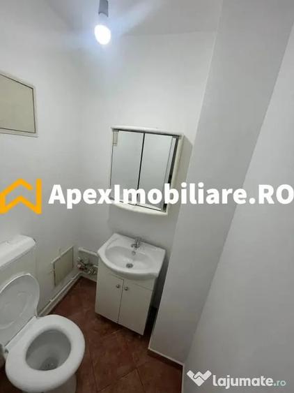 Apartament cu 4 camere decomandat, mobilat în Lujerului