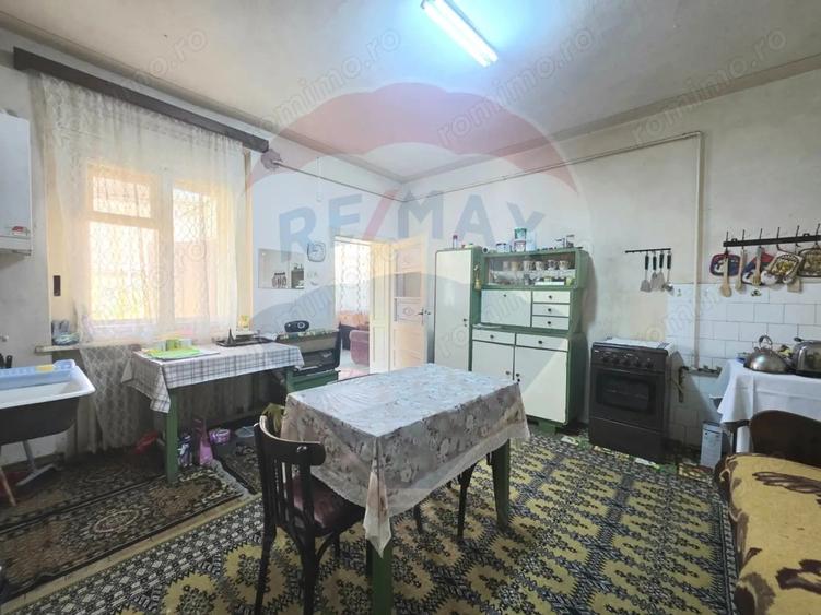 Oportunitate rara in Binderbubi Medias | casa + 655 mp teren - 3