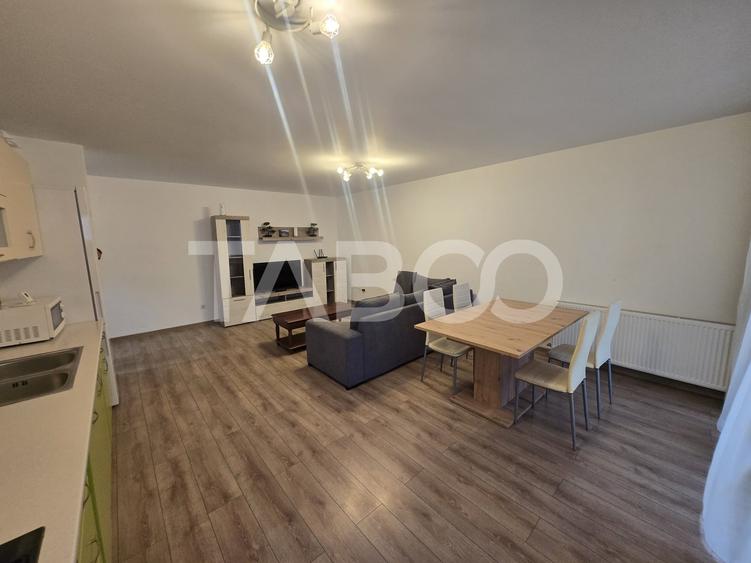 Apartament cu 2 camere decomandat, mobilat în Lupeni
