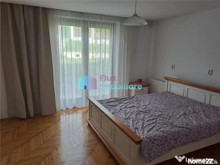 Casă cu 6 camere cu Teren 300 Mp în Burdujeni