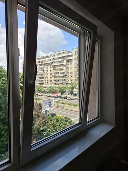 Apartament cu 3 camere decomandat în Nord
