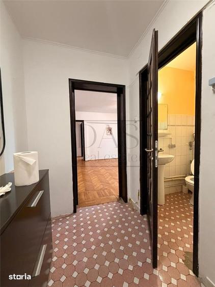 Apartament cu 3 camere, mobilat în Aviației