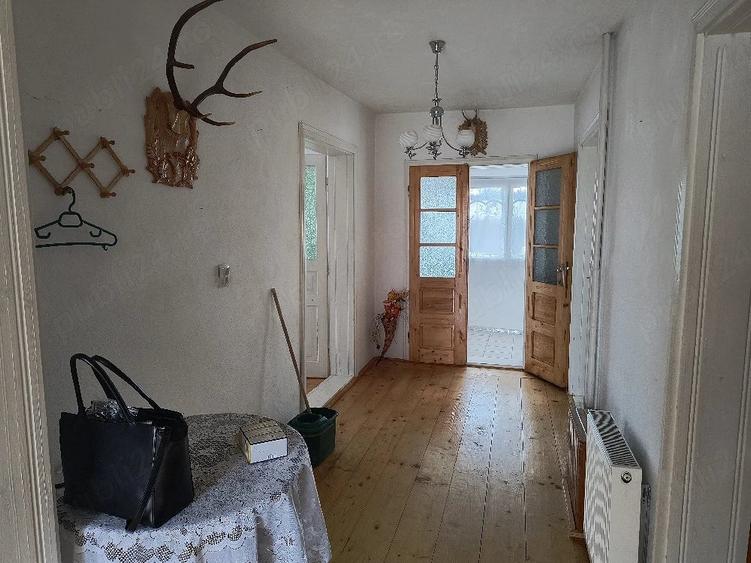Casă cu Teren 3536 Mp în Coșna