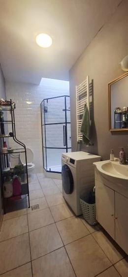 Apartament cu 3 camere decomandat în Cișmigiu