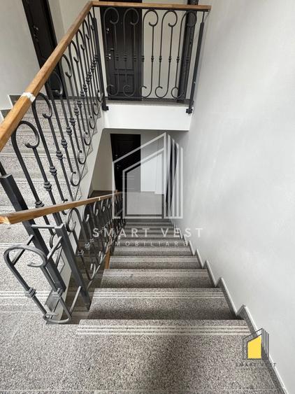 Apartament cu 3 camere decomandat în Sud