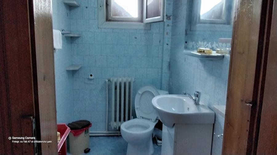Apartament 3 camere de inchiriat - 1