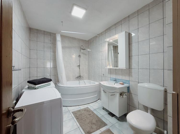 Apartament 58mp str. Florilor Floresti - 6