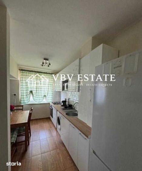 Apartament cu 2 camere semidecomandat, mobilat în 1 Mai
