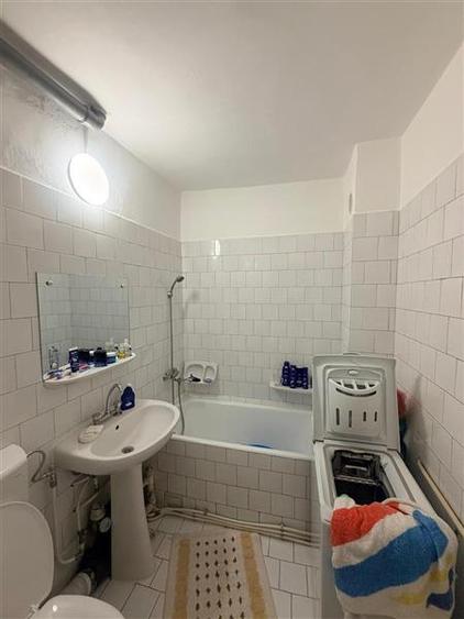 Apartament cu 2 camere decomandat, mobilat în Alexandru cel Bun