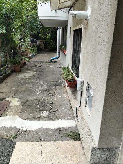 Apartament cu 3 camere decomandat în Aviatorilor