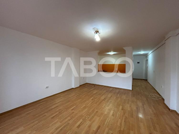 Garsonieră decomandată în Tilișca