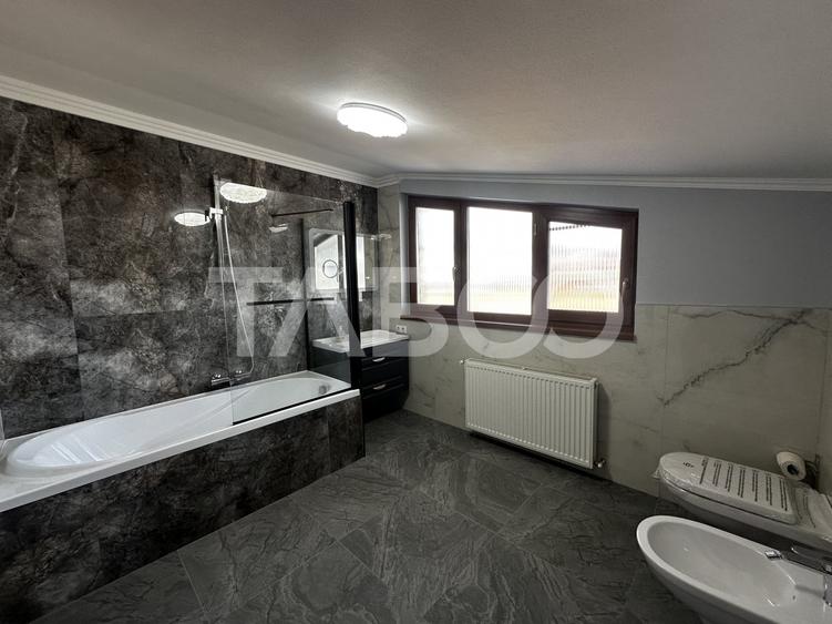 Duplex cu 5 camere cu Canalizare în Arhitecților - Calea Cisnădiei