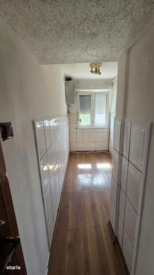 Apartament cu 2 camere nedecomandat în 14 Mai