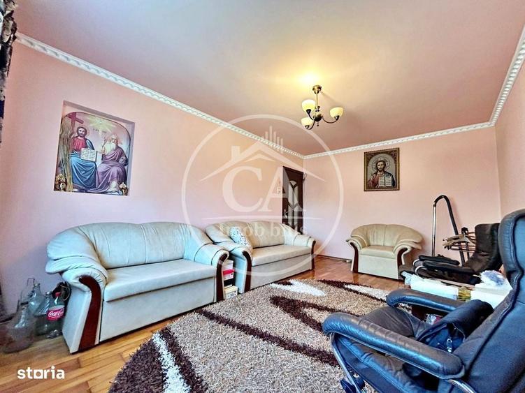 Apartament cu 3 camere decomandat în Rogerius