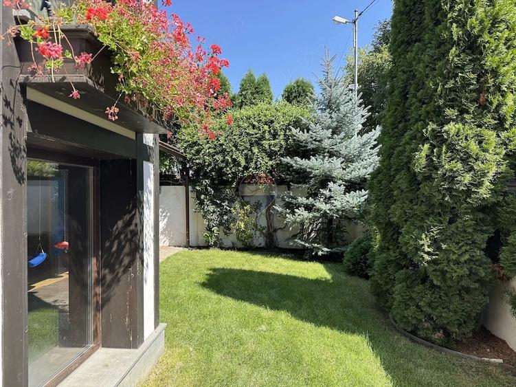 Casă cu 3 camere cu Teren 180 Mp în Central