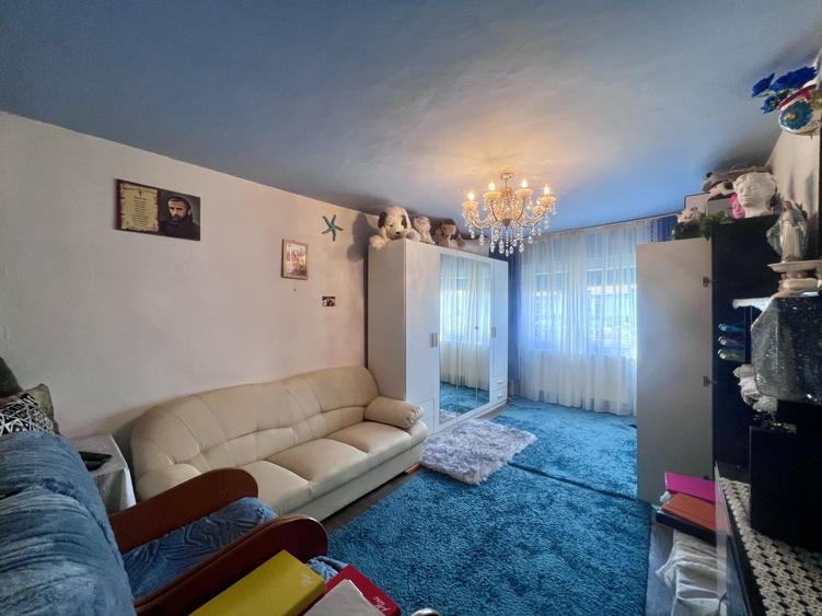 Apartament cu 2 camere decomandat, mobilat în Lipovei