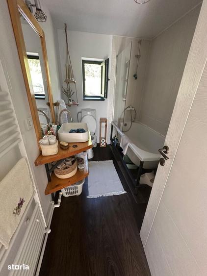 Casă cu 2 camere cu Teren 910 Mp în Central