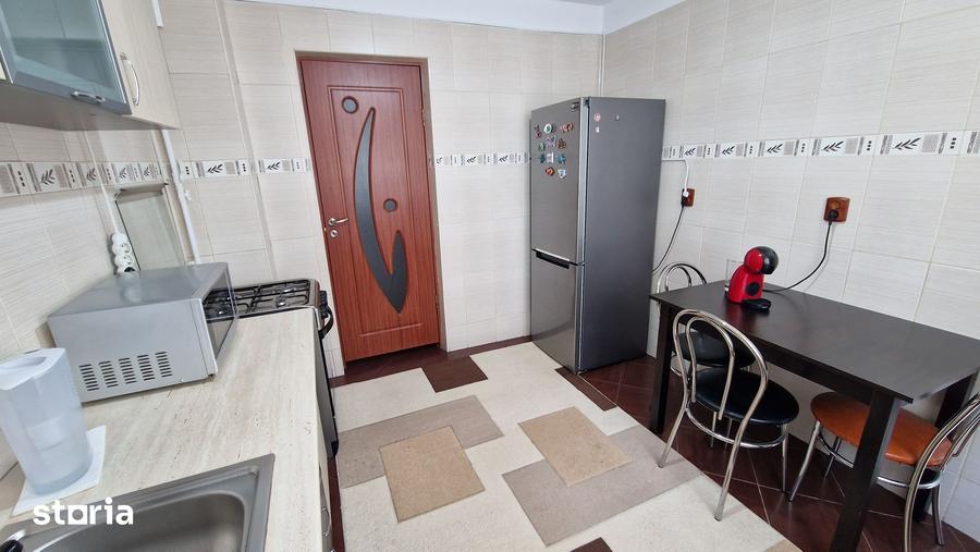 Apartament cu 2 camere semidecomandat în Central