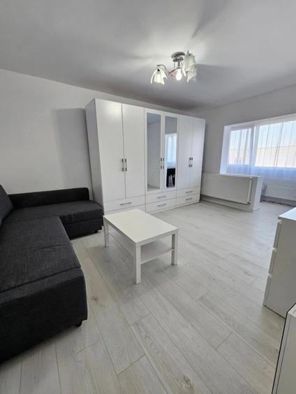 Garsonieră decomandată în Buziașului