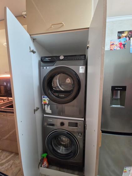 Apartament cu 4 camere semidecomandat în Tomis Nord