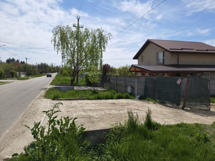 Lot de teren pentru casa in zona de vile noi | Aproape de centrul comunei Peris - 3