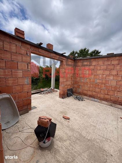 Casă cu 2 camere cu Teren 550 Mp în Central