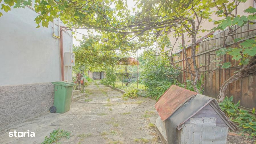 Casă cu 3 camere cu Teren 553 Mp în Bartolomeu
