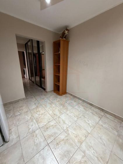 Apartament cu 3 camere decomandat, mobilat în I. C. Frimu