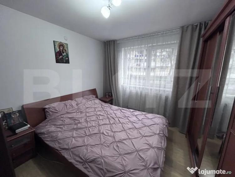 Apartament cu 3 camere semidecomandat în 9 Mai