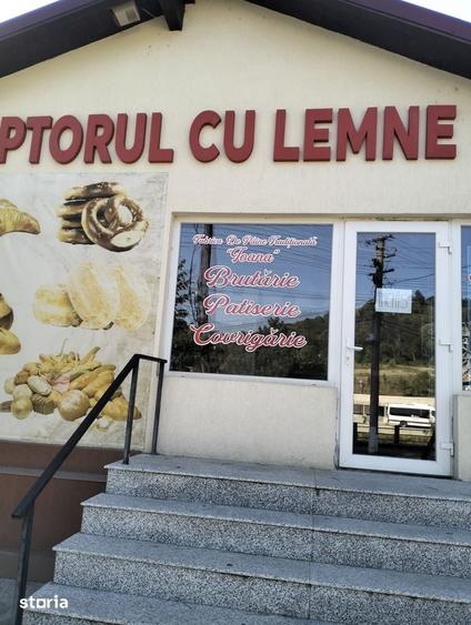 Spațiu comercial, de 2,652 mp, în Central