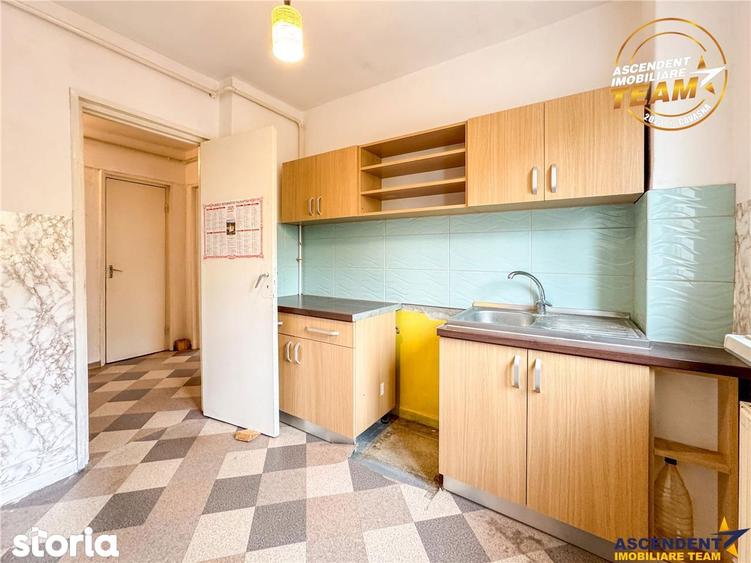 3D& FILM! Apartament 3 camere,etaj 2, areal apreciabil, Simeria,Sfantu - 15