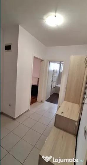 Apartament cu 2 camere decomandat în Avantgarden