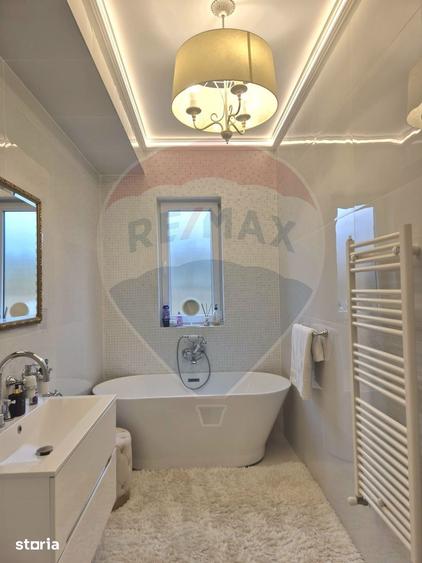 Apartament cu 4 camere în Remetea