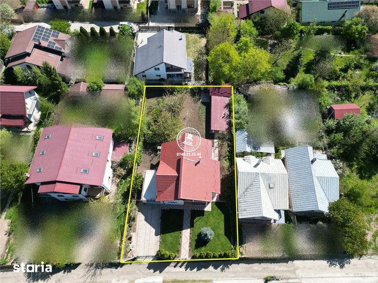 Casă cu 7 camere cu Teren 1000 Mp în Valea Lupului