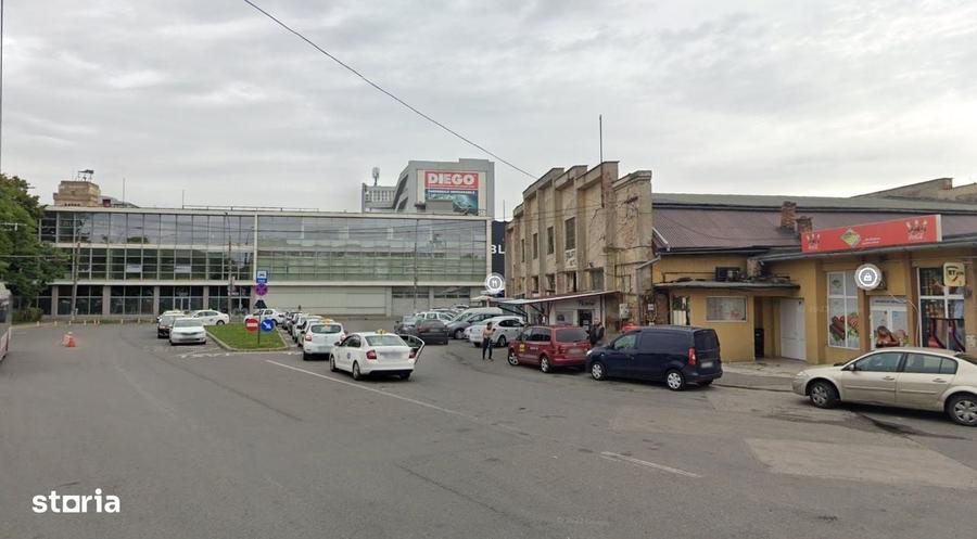 Spațiu comercial, de 583 mp, în Central