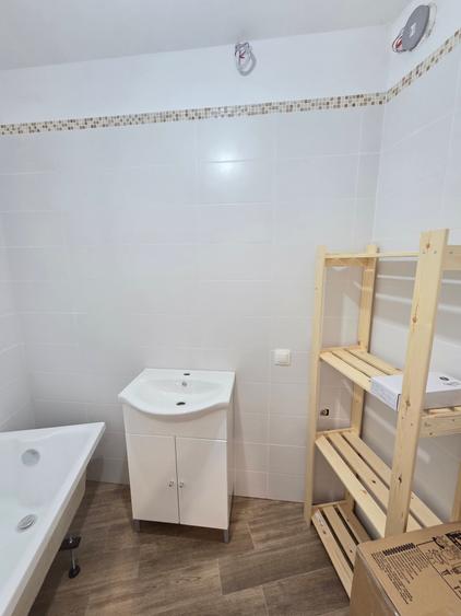 Apartament cu 2 camere decomandat în 13 Septembrie