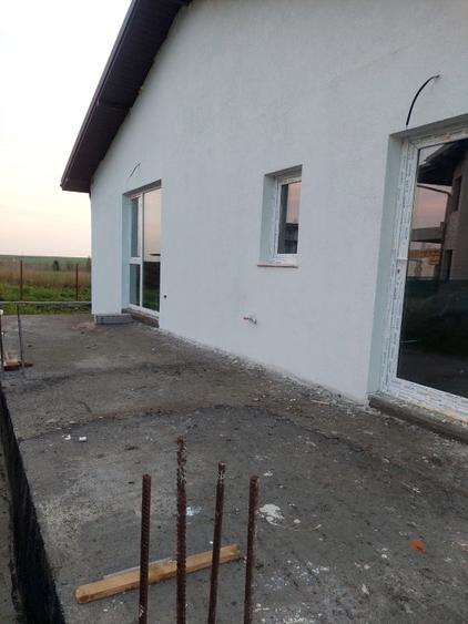 Casă individuală cu 3 camere cu Teren 450 Mp în Cumpăna