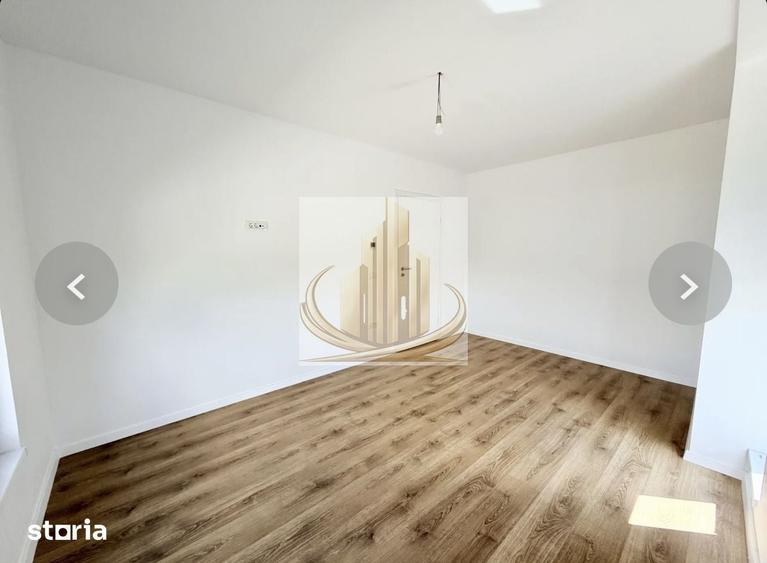 Duplex cu 5 camere cu Canalizare în Moșnița Nouă