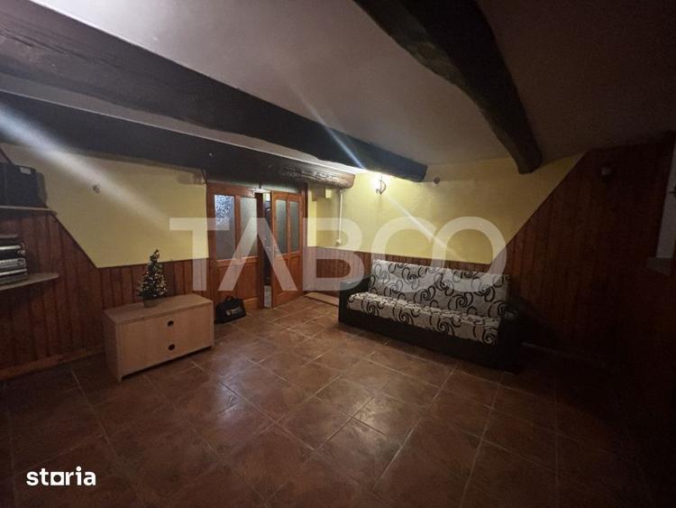 Casă cu 4 camere cu Teren 210 Mp în Central