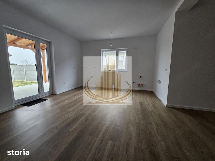 Casă cu 3 camere cu Teren 351 Mp în Oloșag